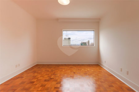 Apartamento à venda com 3 quartos, sendo 1 suíte,  em Santa Cecília, São Paulo, SP