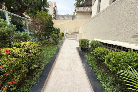 Apartamento à venda com 2 quartos em Santa Teresinha, São Paulo, SP