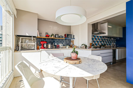 Apartamento à venda com 3 suítes em Vila Mariana, São Paulo, SP