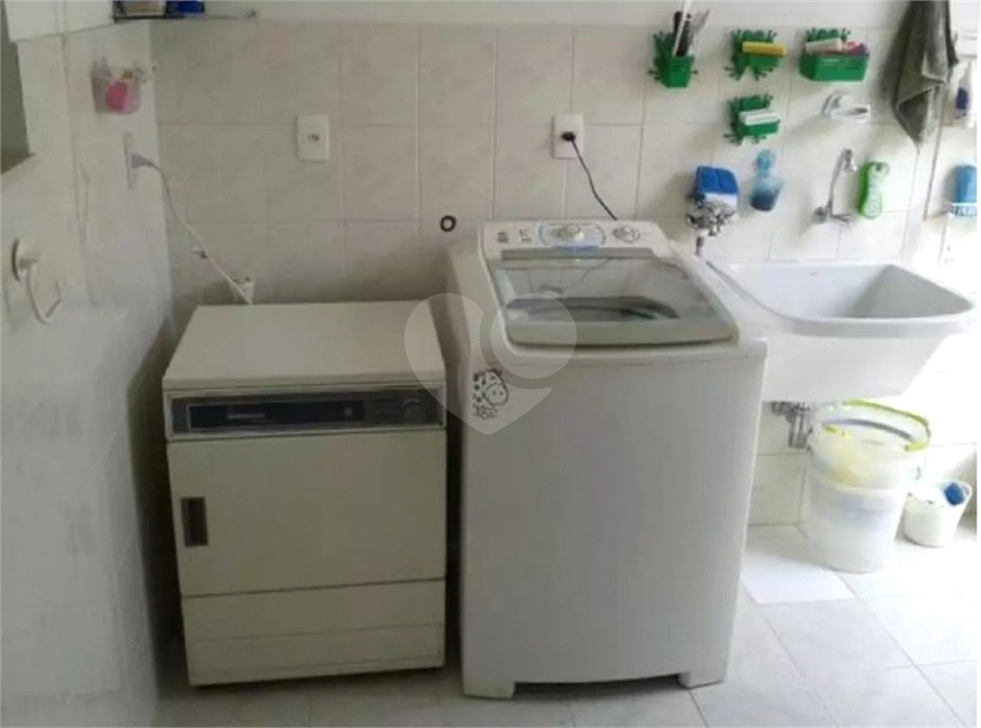 Sobrado à venda com 5 quartos, sendo 1 suíte, em Jardim Virginia Bianca, São Paulo, SP