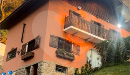 Sítio à venda com 4 quartos, sendo 1 suíte,  em Caete (mailasqui), São Roque, SP