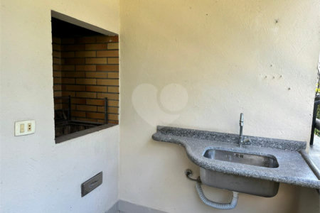 Apartamento à venda com 2 suítes em Vila Andrade, São Paulo, SP