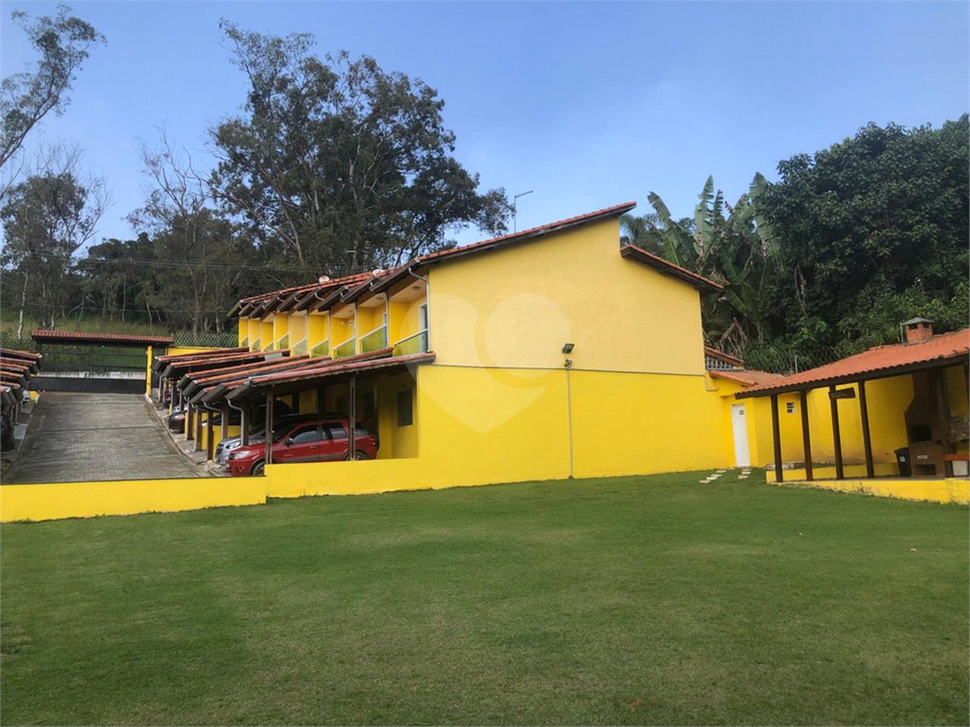 Casa à venda com 2 quartos no condomínio Residencial Armênia, Ferraz de Vasconcelos - SP