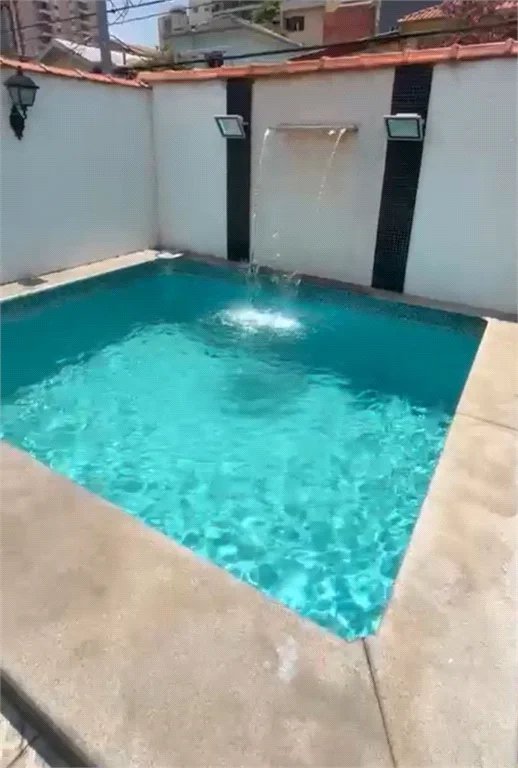 Casa à venda com 3 suítes em Vila Romana, São Paulo, SP