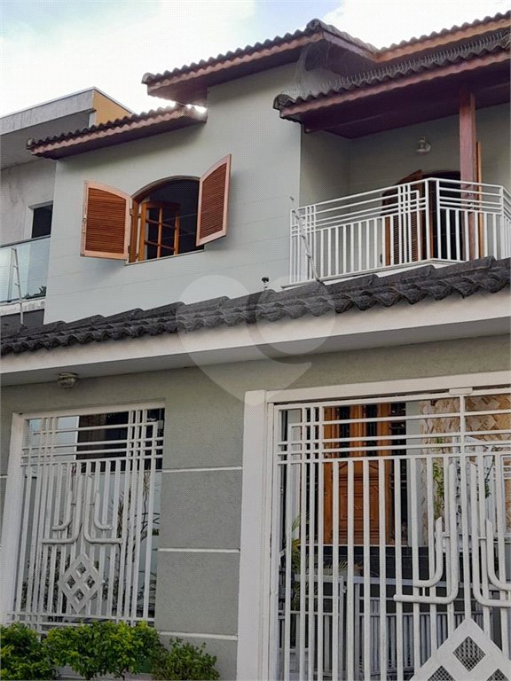 Sobrado à venda com 4 suítes em Tremembé, São Paulo, SP