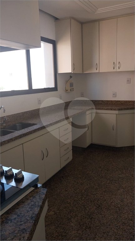 Apartamento à venda ou para alugar com 5 quartos, sendo 3 suítes,  em Tatuapé, São Paulo, SP