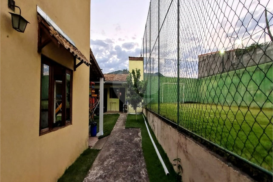 Chácara à venda com 6 quartos, sendo 2 suítes, em Serra da Cantareira, Mairiporã, SP