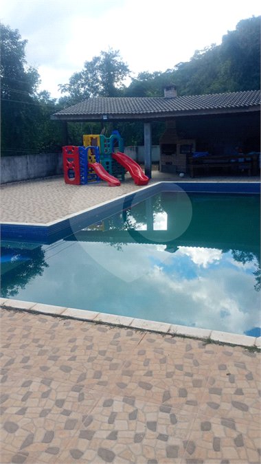 Condomínio para alugar com 3 quartos, sendo 1 suíte, em Caraguatá, Mairiporã, SP