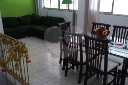 Casa de Vila à venda com 4 quartos em Tijuca, Rio de Janeiro, RJ