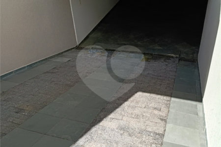 Casa à venda com 3 quartos, sendo 1 suíte, em Chácara Jafet, Mogi das Cruzes, SP