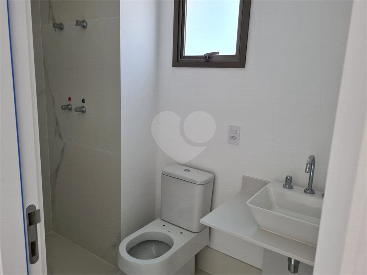 Apartamento à venda com 3 suítes em Vila Clementino, São Paulo, SP