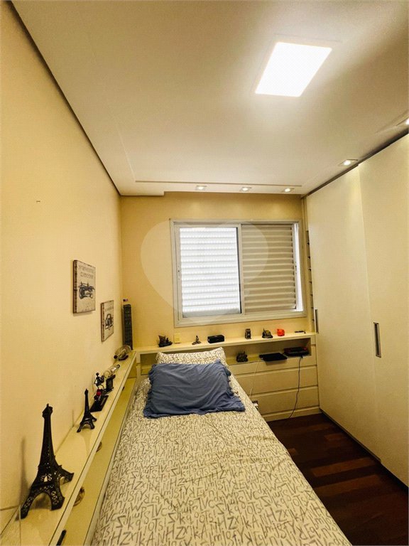 Apartamento à venda com 3 quartos, sendo 1 suíte, em Alto da Boa Vista, São Paulo, SP