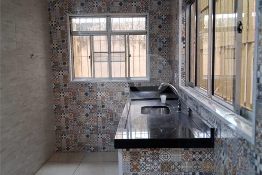 Sobrado à venda com 3 quartos, sendo 1 suíte, em Vila Dom Pedro Ii, São Paulo, SP
