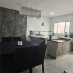 Casa à venda com 3 quartos, sendo 1 suíte,  no condomínio Residencial Rubi, Mogi das Cruzes - SP