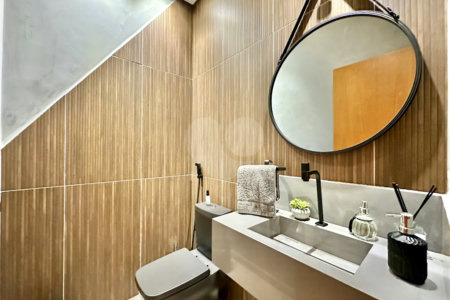 Casa à venda com 3 suítes no condomínio Reserva Santa Maria, Jandira - SP