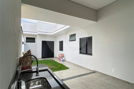 Casa à venda com 2 quartos, sendo 1 suíte, no condomínio Residencial Villagio Wanel, Sorocaba - SP