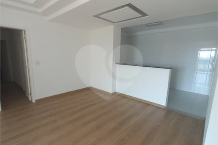 Apartamento à venda com 3 quartos, sendo 2 suítes,  no Centro, Mogi das Cruzes, SP