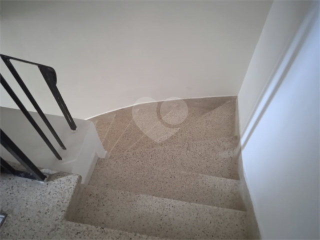 Sobrado à venda com 3 quartos, sendo 2 suítes,  em Santana, São Paulo, SP