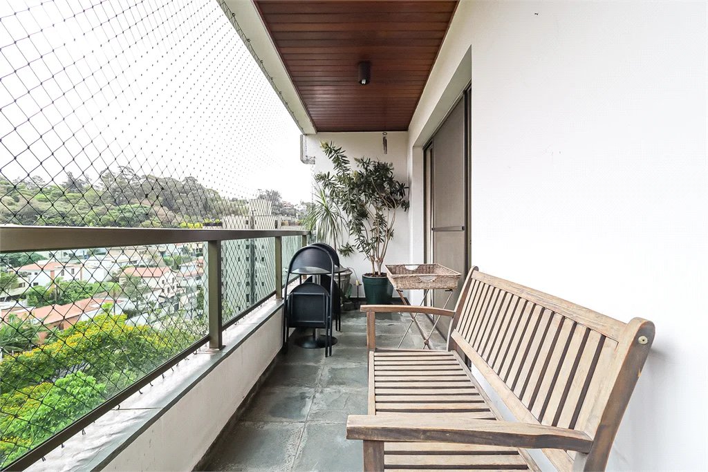 Apartamento à venda com 4 quartos, sendo 2 suítes, em Vila Morumbi, São Paulo, SP