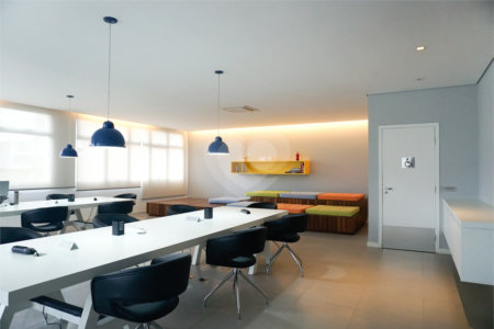 Apartamento à venda com 1 quarto em Cidade Monções, São Paulo, SP