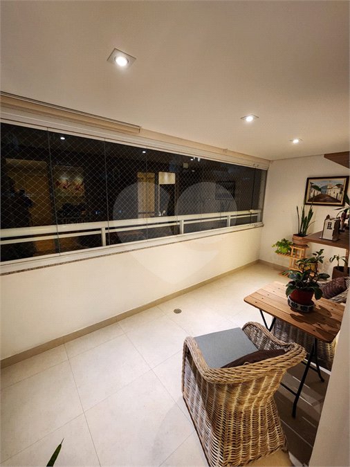 Apartamento à venda com 3 suítes em Vila Suzana, São Paulo, SP