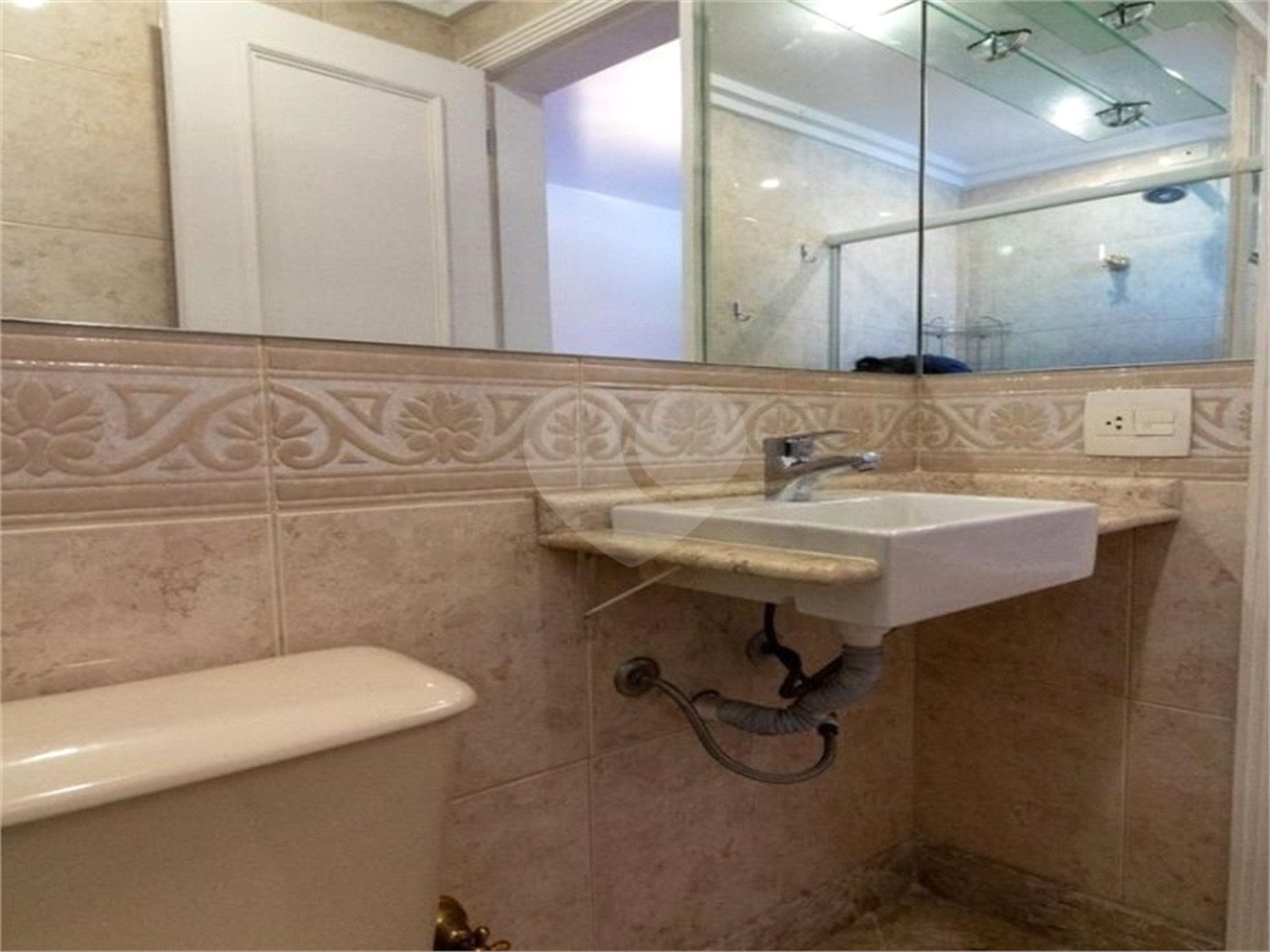 Apartamento à venda com 4 suítes em Jardim Leonor, São Paulo, SP