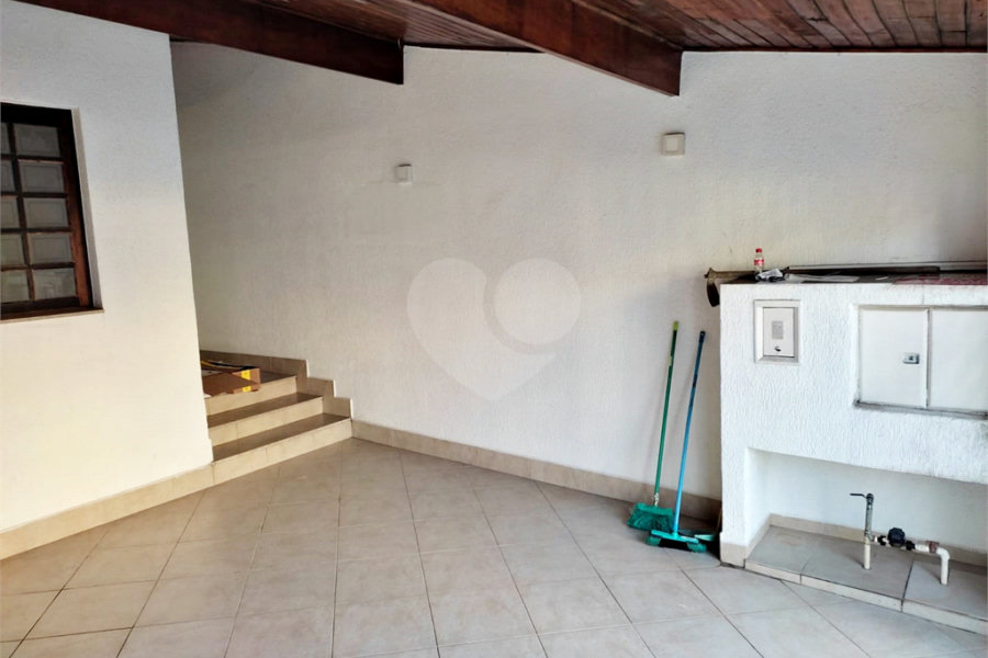 Sobrado à venda com 3 quartos, sendo 1 suíte,  em Vila Medeiros, São Paulo, SP