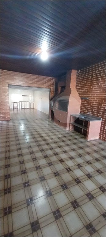 Casa à venda com 3 quartos, sendo 1 suíte, em Vila Scarpelli, Santo André, SP