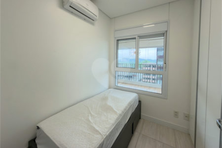 Apartamento à venda com 4 quartos, sendo 2 suítes, em Pinheiros, São Paulo, SP