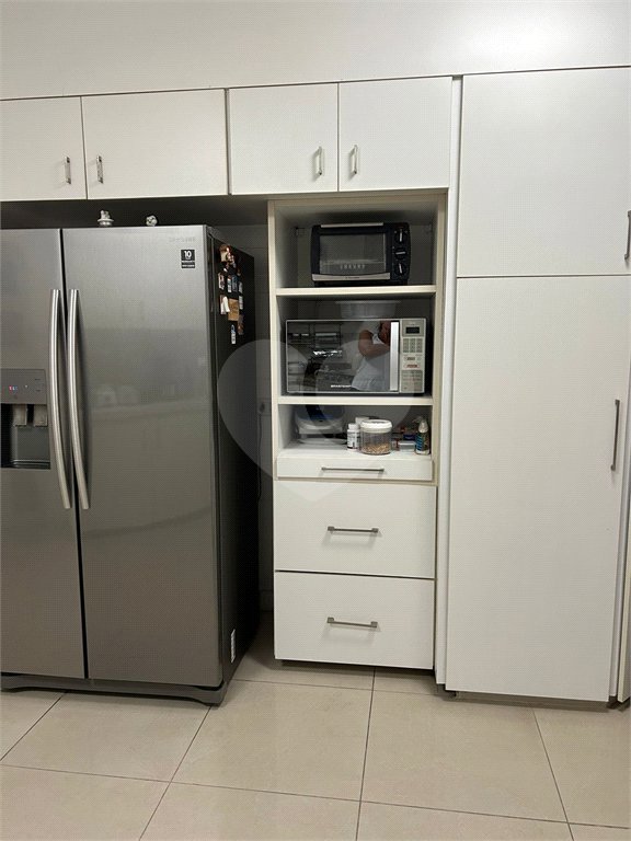 Apartamento à venda com 4 suítes em Real Parque, São Paulo, SP