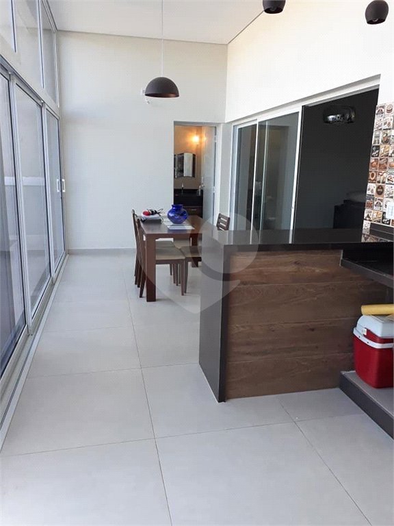Sobrado à venda com 1 quarto, sendo 3 suítes, em Condomínio Residencial Euroville II, Bragança Paulista, SP