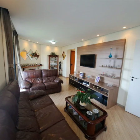 Apartamento à venda com 3 suítes em Vila Suzana, São Paulo, SP