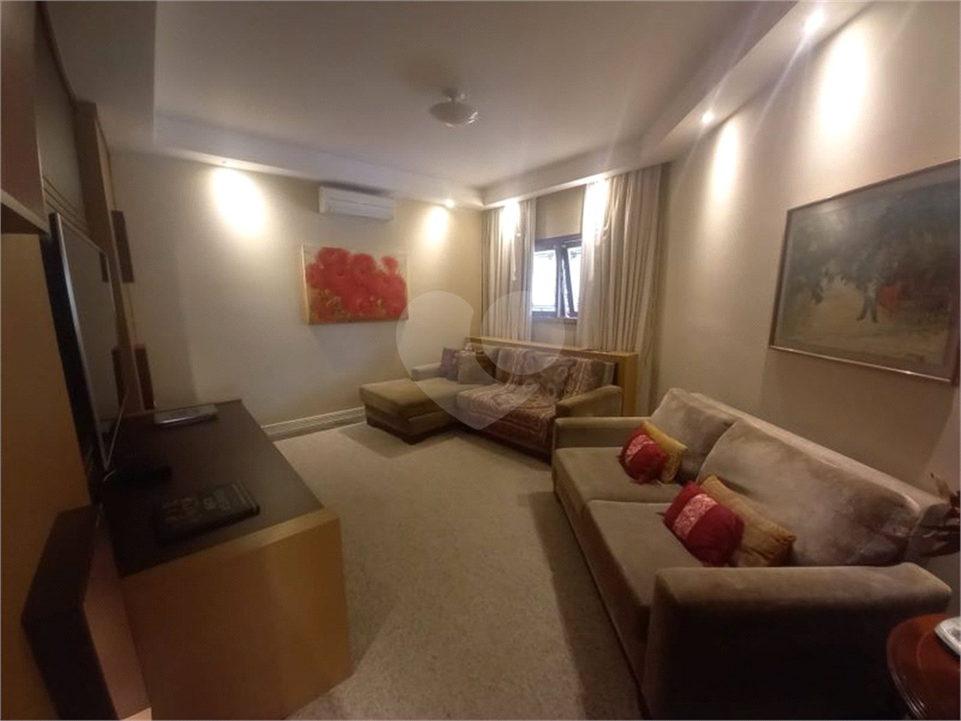 Casa à venda com 5 quartos, sendo 2 suítes, no condomínio Vinhas da Vista Alegre - Lado Sede, Vinhedo - SP