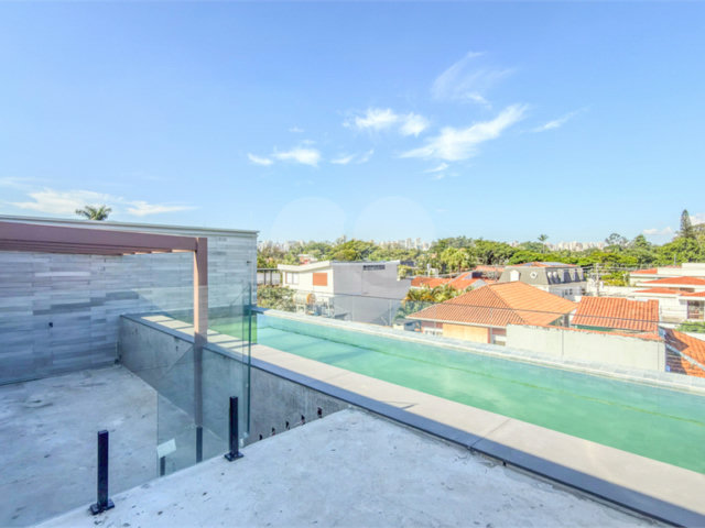 Casa à venda com 4 suítes no condomínio Teviot, São Paulo - SP