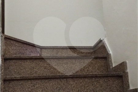 Sobrado à venda com 4 quartos, sendo 1 suíte, em Vila Nivi, São Paulo, SP
