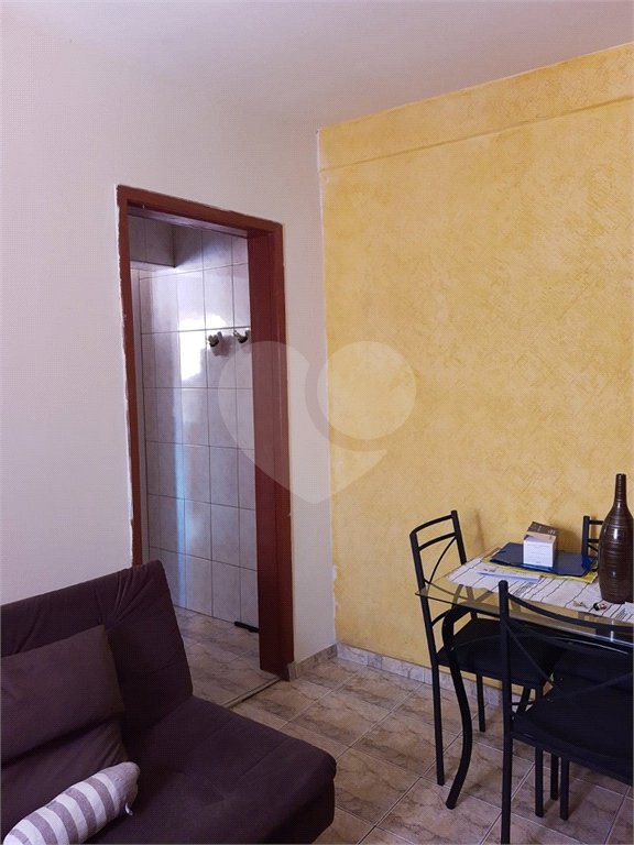 Casa à venda com 4 quartos, sendo 1 suíte, em Jardim das Palmas, São Paulo, SP