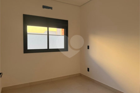 Casa à venda com 2 quartos, sendo 1 suíte, no condomínio Reserva Ipanema, Sorocaba - SP