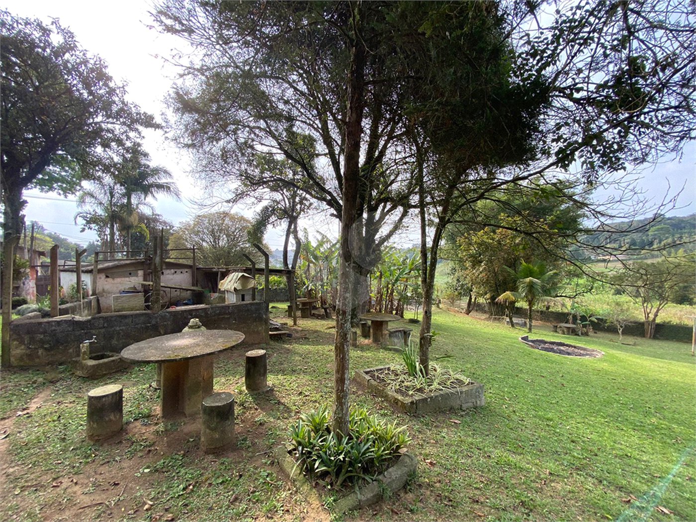 Chácara à venda com 3 quartos em Chácaras Ceres, Suzano, SP