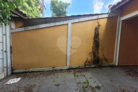 Casa à venda com 3 quartos, sendo 1 suíte, em Vila Vitório Mazzei, São Paulo, SP
