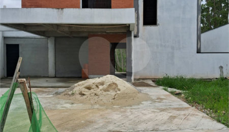 Casa à venda com 3 quartos, sendo 1 suíte,  no condomínio Mosaico da Serra, Mogi das Cruzes - SP