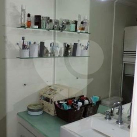 Apartamento à venda com 2 quartos em Real Parque, São Paulo, SP