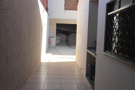 Sobrado à venda com 6 quartos, sendo 3 suítes, em Jardim Refúgio, Sorocaba, SP