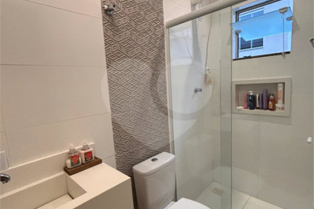 Casa à venda com 2 suítes no condomínio Solar dos Girassóis, Poá - SP
