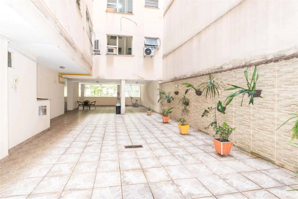 Apartamento à venda com 3 quartos, sendo 1 suíte, em Tijuca, Rio de Janeiro, RJ