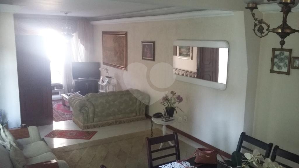 Sobrado à venda com 3 suítes em Vila Guilherme, São Paulo, SP