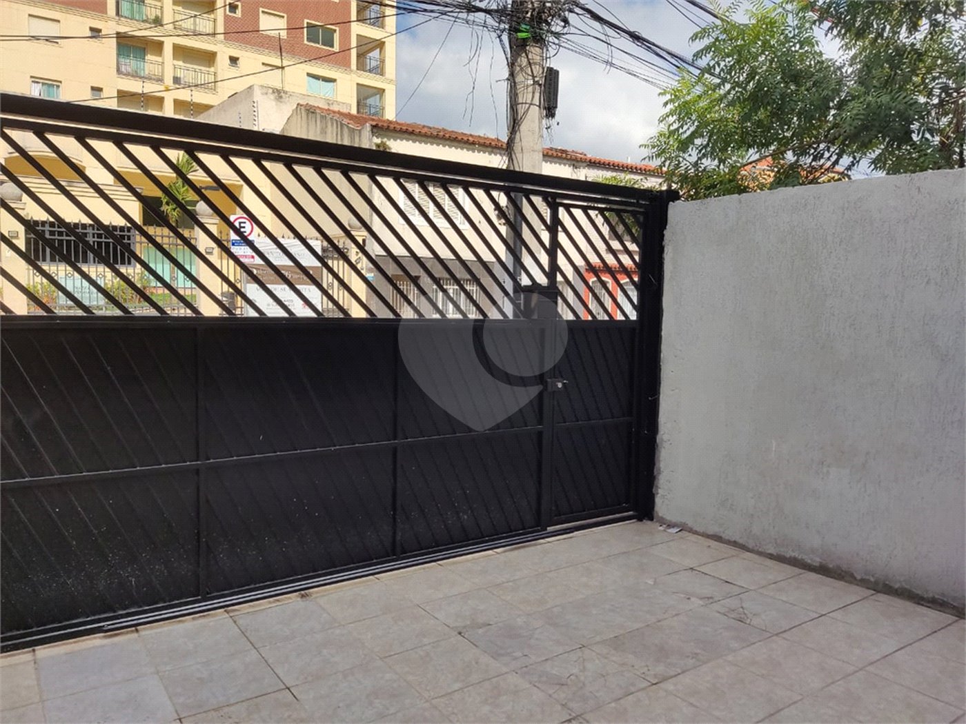 Sobrado à venda ou para alugar com 4 quartos, sendo 2 suítes, em Santana, São Paulo, SP