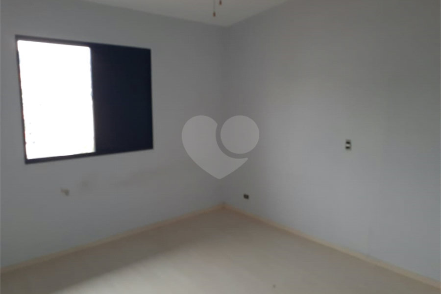 Sobrado à venda com 4 quartos, sendo 2 suítes, em Tremembé, São Paulo, SP