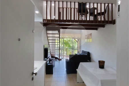 Apartamento Duplex bem localizado com 3 Quartos à venda, 120m² - Enseada, Guarujá - SP