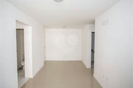 Apartamento à venda com 3 quartos, sendo 1 suíte, em Camorim, Rio de Janeiro, RJ