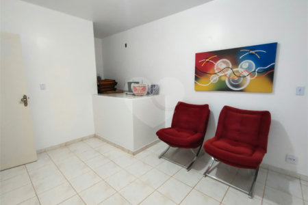Casa à venda com 5 quartos, sendo 3 suítes, no Centro, Itapetininga, SP